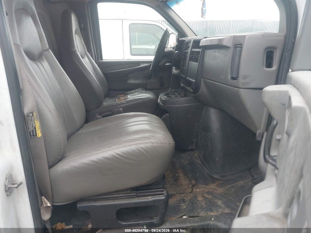 2006 Chevrolet Express Work Van მანქანა იყიდება აუქციონზე, vin: 1GCFG15X861251286, აუქციონის ნომერი: 46204798