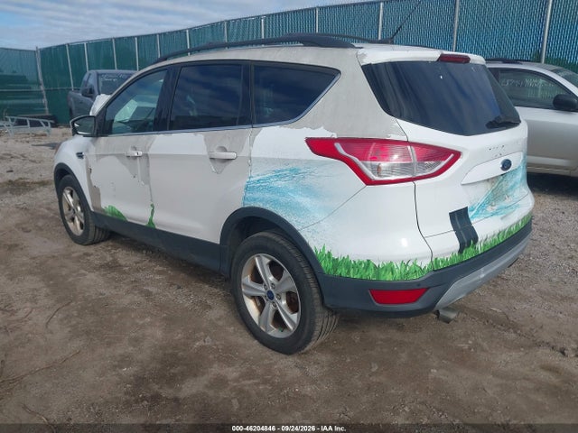 46204846 :رقم المزاد ، 1FMCU0GX9FUA47111 vin ، 2015 Ford Escape Se مزاد بيع