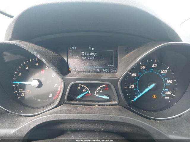 46204846 :رقم المزاد ، 1FMCU0GX9FUA47111 vin ، 2015 Ford Escape Se مزاد بيع