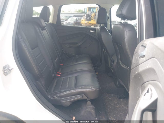 46204846 :رقم المزاد ، 1FMCU0GX9FUA47111 vin ، 2015 Ford Escape Se مزاد بيع