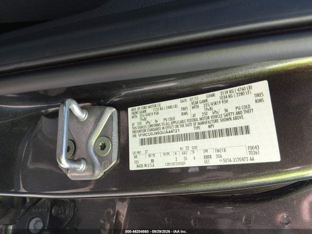 Продажа на аукционе авто 2016 Ford Escape Titanium, vin: 1FMCU0J95GUA44721, номер лота: 46204860