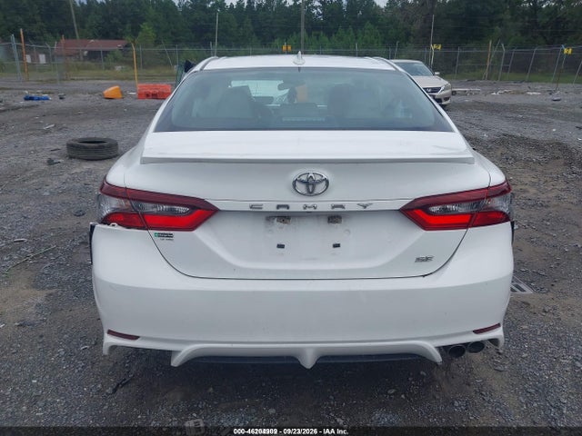 46204909 :رقم المزاد ، 4T1G11AK7NU643457 vin ، 2022 Toyota Camry Se مزاد بيع