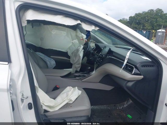 46204909 :رقم المزاد ، 4T1G11AK7NU643457 vin ، 2022 Toyota Camry Se مزاد بيع