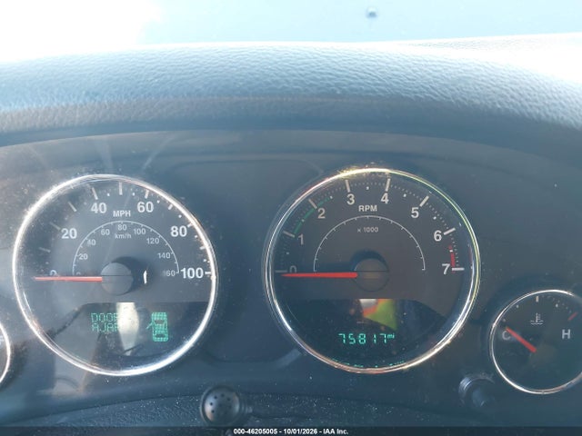 2015 Jeep Wrangler Unlimited Sahara მანქანა იყიდება აუქციონზე, vin: 1C4BJWEG8FL527144, აუქციონის ნომერი: 46205005