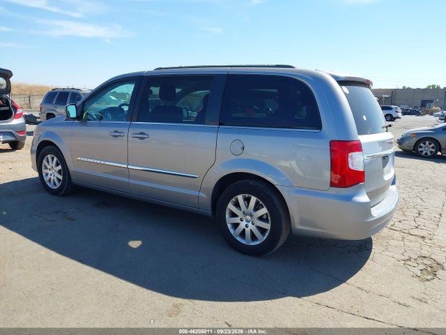 2016 Chrysler Town & Country Touring მანქანა იყიდება აუქციონზე, vin: 2C4RC1BG1GR229172, აუქციონის ნომერი: 46205011