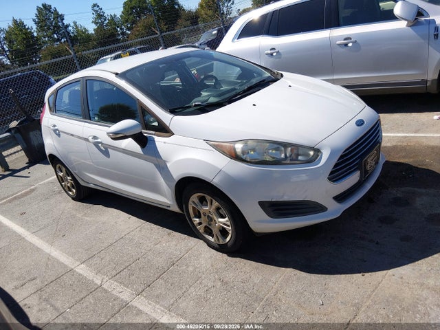 46205015 :رقم المزاد ، 3FADP4EJ3FM219004 vin ، 2015 Ford Fiesta Se مزاد بيع