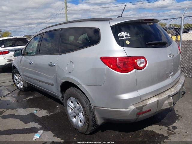 46205040 :رقم المزاد ، 1GNKRFED4CJ266639 vin ، 2012 Chevrolet Traverse Ls مزاد بيع