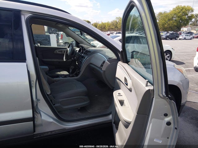 46205040 :رقم المزاد ، 1GNKRFED4CJ266639 vin ، 2012 Chevrolet Traverse Ls مزاد بيع
