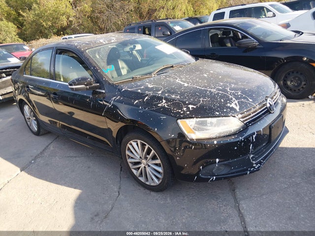 46205042 :رقم المزاد ، 3VWLX7AJ8BM310807 vin ، 2011 Volkswagen Jetta 2.5l Sel مزاد بيع