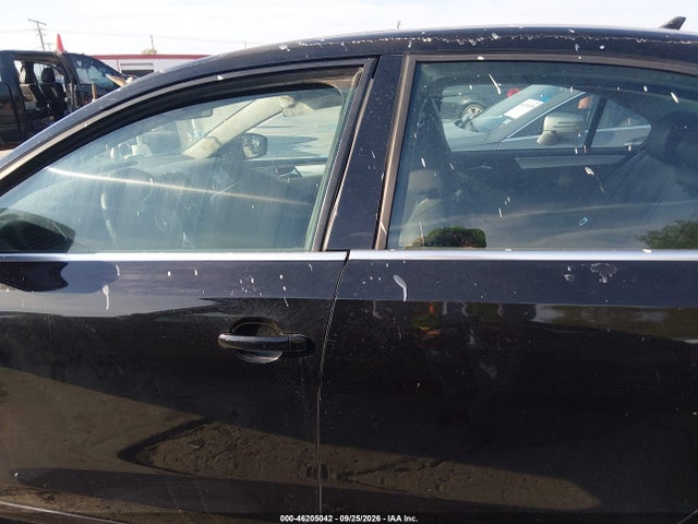 46205042 :رقم المزاد ، 3VWLX7AJ8BM310807 vin ، 2011 Volkswagen Jetta 2.5l Sel مزاد بيع