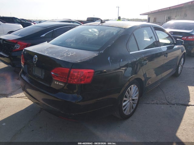 46205042 :رقم المزاد ، 3VWLX7AJ8BM310807 vin ، 2011 Volkswagen Jetta 2.5l Sel مزاد بيع