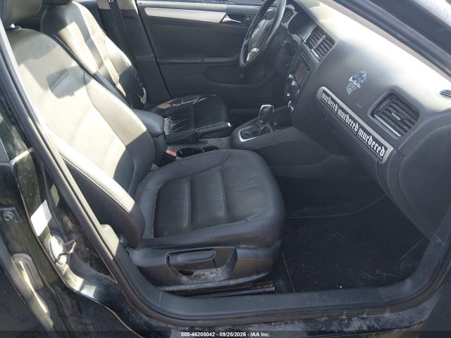 46205042 :رقم المزاد ، 3VWLX7AJ8BM310807 vin ، 2011 Volkswagen Jetta 2.5l Sel مزاد بيع