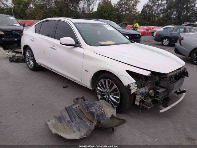 Infiniti Q50 3.0t Luxe 2018 JN1EV7AP6JM356879 Image 1
