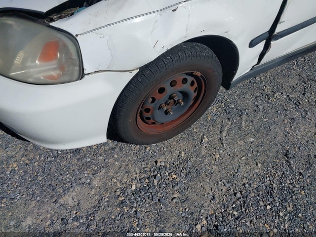 2000 Honda Civic Lx მანქანა იყიდება აუქციონზე, vin: 1HGEJ6674YL050826, აუქციონის ნომერი: 46205078