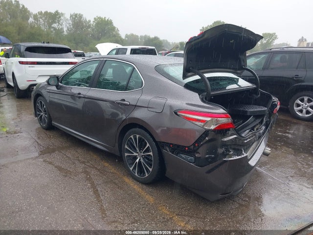 Auction sale of the 2018 Toyota Camry Se, vin: 4T1B11HK4JU603900, lot number: 46205080