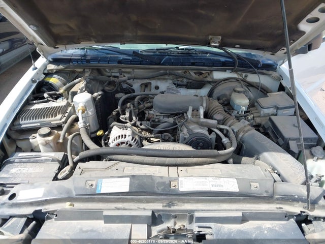 1998 Gmc Sonoma Sl მანქანა იყიდება აუქციონზე, vin: 1GTCS14X6W8542685, აუქციონის ნომერი: 46205178
