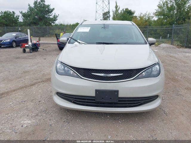 2017 Chrysler Pacifica Lx მანქანა იყიდება აუქციონზე, vin: 2C4RC1CG1HR578879, აუქციონის ნომერი: 46205199