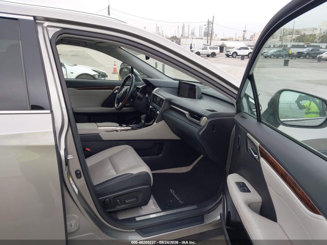 46205227 :رقم المزاد ، 2T2ZZMCA2HC042000 vin ، 2017 Lexus Rx 350 مزاد بيع