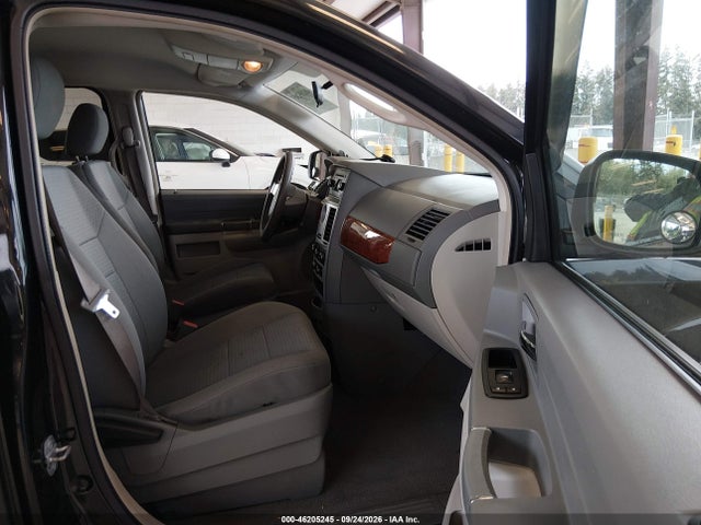 Продаж на аукціоні авто 2009 Chrysler Town & Country Lx, vin: 2A8HR44E89R571575, номер лоту: 46205245