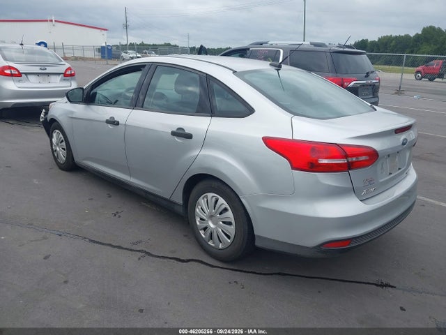 Продажа на аукционе авто 2016 Ford Focus S, vin: 1FADP3E20GL390279, номер лота: 46205256