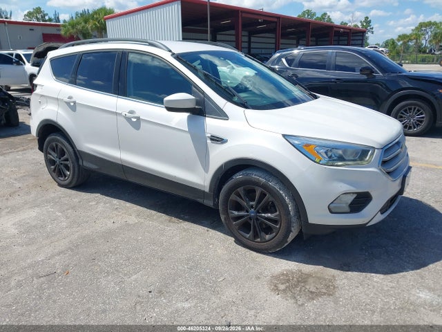 Продажа на аукционе авто 2019 Ford Escape Sel, vin: 1FMCU0HD5KUC32111, номер лота: 46205324
