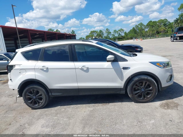 Продажа на аукционе авто 2019 Ford Escape Sel, vin: 1FMCU0HD5KUC32111, номер лота: 46205324