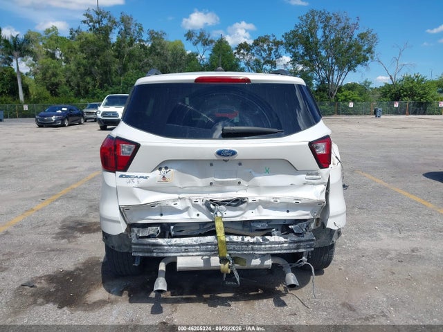 Продажа на аукционе авто 2019 Ford Escape Sel, vin: 1FMCU0HD5KUC32111, номер лота: 46205324