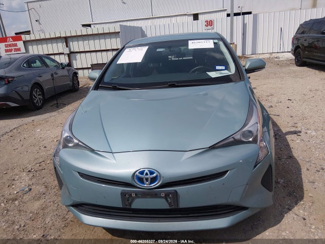 Toyota Prius Two 2016 JTDKBRFUXG3005264 Image 12
