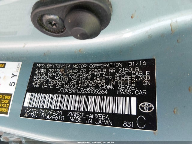 Toyota Prius Two 2016 JTDKBRFUXG3005264 Image 9