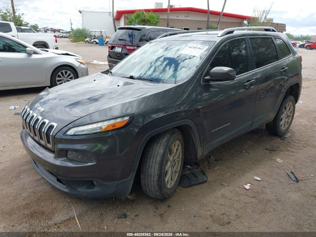 Jeep Cherokee Latitude 2016 1C4PJMCB5GW350005 Image 2