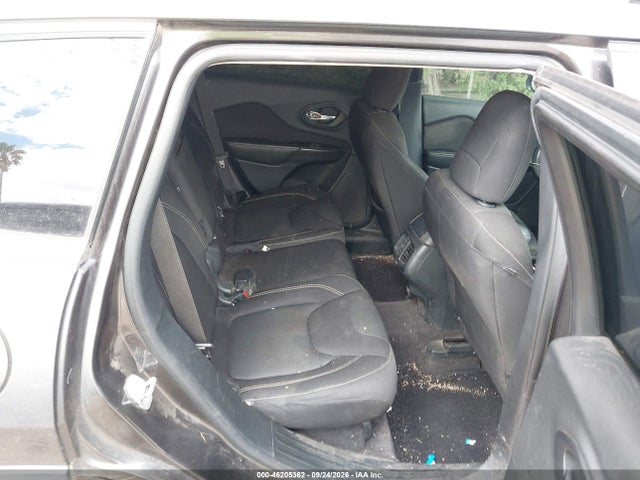 Jeep Cherokee Latitude 2016 1C4PJMCB5GW350005 Image 8