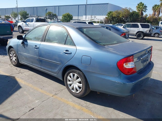 2003 Toyota Camry Le მანქანა იყიდება აუქციონზე, vin: JTDBE32K830230853, აუქციონის ნომერი: 46205369