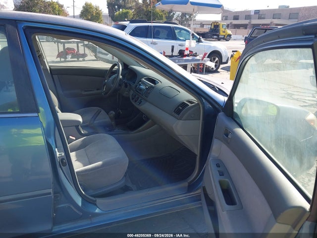2003 Toyota Camry Le მანქანა იყიდება აუქციონზე, vin: JTDBE32K830230853, აუქციონის ნომერი: 46205369