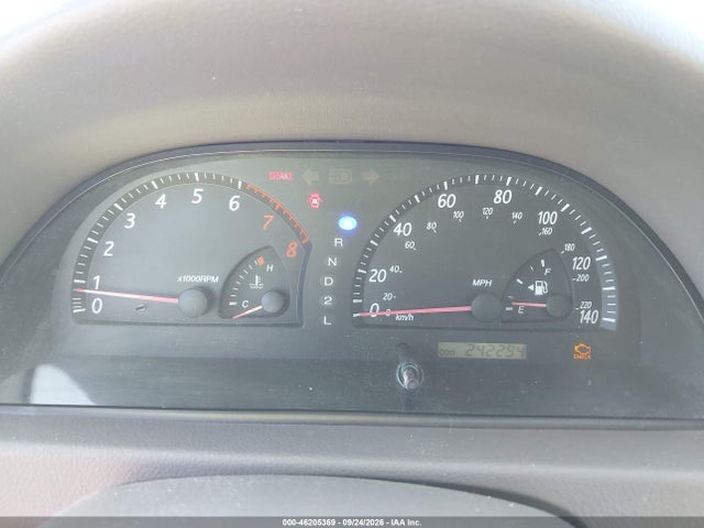 2003 Toyota Camry Le მანქანა იყიდება აუქციონზე, vin: JTDBE32K830230853, აუქციონის ნომერი: 46205369