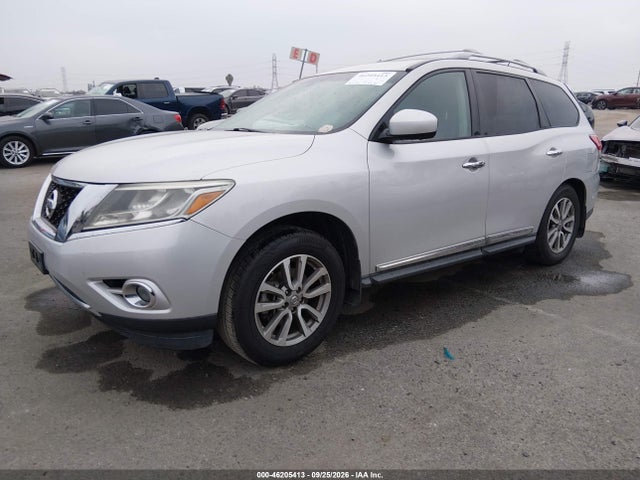 2015 Nissan Pathfinder Sl მანქანა იყიდება აუქციონზე, vin: 5N1AR2MN4FC711604, აუქციონის ნომერი: 46205413