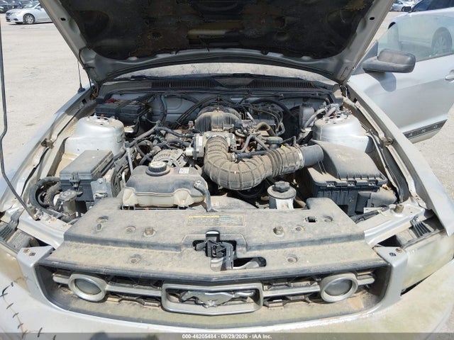2009 Ford Mustang V6/v6 Premium მანქანა იყიდება აუქციონზე, vin: 1ZVHT80NX95119644, აუქციონის ნომერი: 46205484