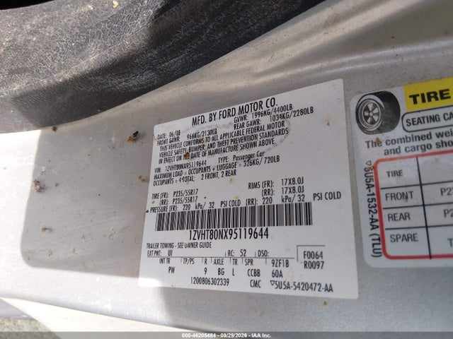 2009 Ford Mustang V6/v6 Premium მანქანა იყიდება აუქციონზე, vin: 1ZVHT80NX95119644, აუქციონის ნომერი: 46205484
