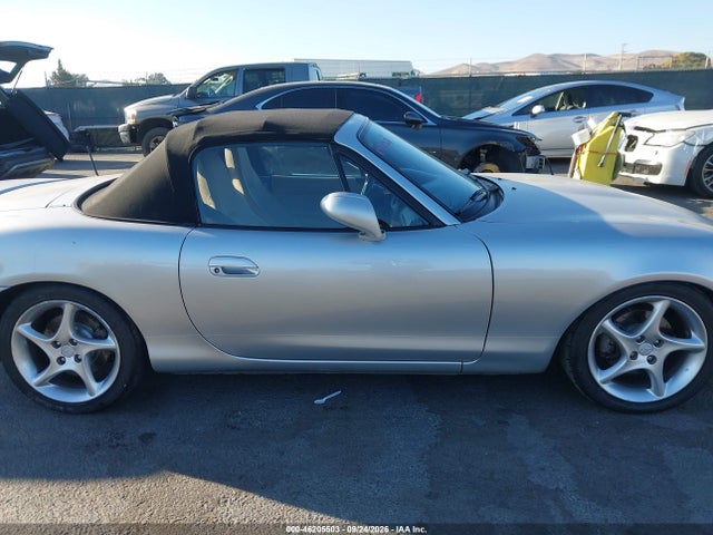 Auction sale of the 2001 Mazda Mx-5 Miata Ls/special Edition, vin: JM1NB353210211576, lot number: 46205503