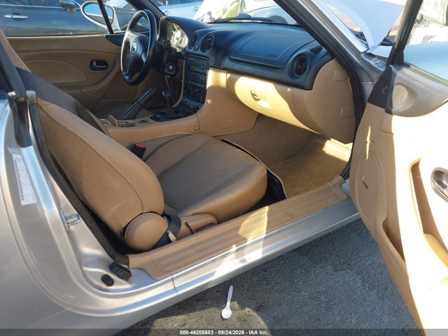 Auction sale of the 2001 Mazda Mx-5 Miata Ls/special Edition, vin: JM1NB353210211576, lot number: 46205503