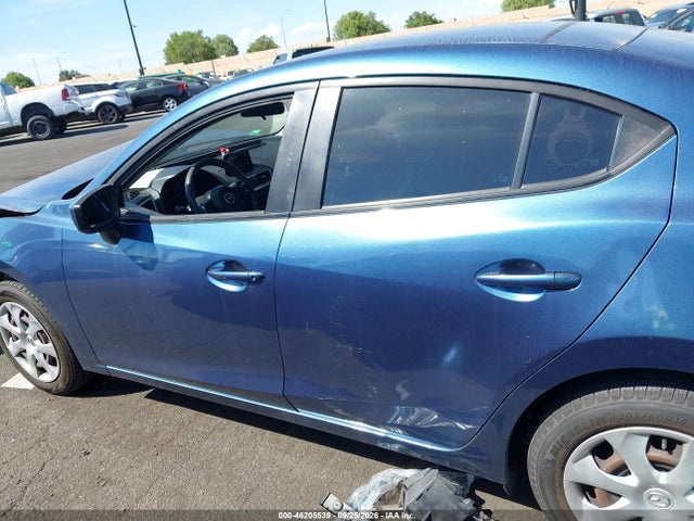 2017 Mazda Mazda3 Sport მანქანა იყიდება აუქციონზე, vin: 3MZBN1U75HM107025, აუქციონის ნომერი: 46205539