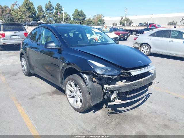 Продаж на аукціоні авто 2023 Tesla Model Y Awd/long Range Dual Motor All-wheel Drive, vin: 7SAYGDEE5PF639516, номер лоту: 46205614