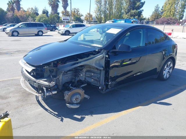 Продаж на аукціоні авто 2023 Tesla Model Y Awd/long Range Dual Motor All-wheel Drive, vin: 7SAYGDEE5PF639516, номер лоту: 46205614