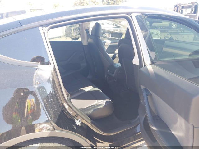 Продаж на аукціоні авто 2023 Tesla Model Y Awd/long Range Dual Motor All-wheel Drive, vin: 7SAYGDEE5PF639516, номер лоту: 46205614