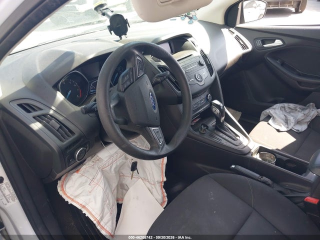Продажа на аукционе авто 2016 Ford Focus Se, vin: 1FADP3K26GL318880, номер лота: 46205742