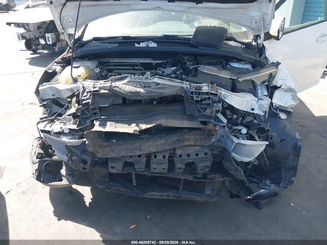 Продажа на аукционе авто 2016 Ford Focus Se, vin: 1FADP3K26GL318880, номер лота: 46205742