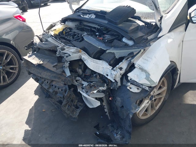 Продажа на аукционе авто 2016 Ford Focus Se, vin: 1FADP3K26GL318880, номер лота: 46205742