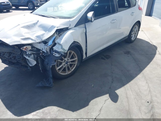 Продажа на аукционе авто 2016 Ford Focus Se, vin: 1FADP3K26GL318880, номер лота: 46205742