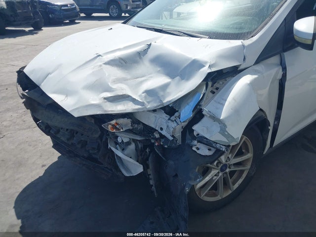Продажа на аукционе авто 2016 Ford Focus Se, vin: 1FADP3K26GL318880, номер лота: 46205742