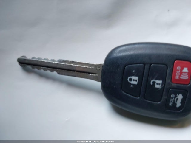 46205813 :رقم المزاد ، 2T1BURHE9GC572573 vin ، 2016 Toyota Corolla S Plus مزاد بيع