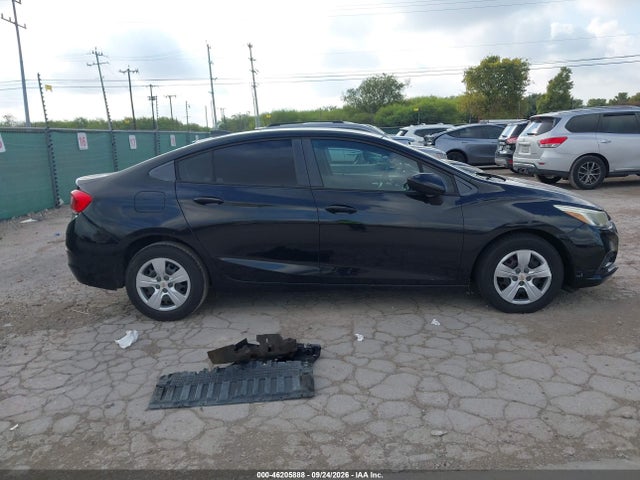 Aukcja sprzedaży 2018 Chevrolet Cruze Ls Auto, vin: 1G1BC5SM7J7111434, numer aukcji: 46205888
